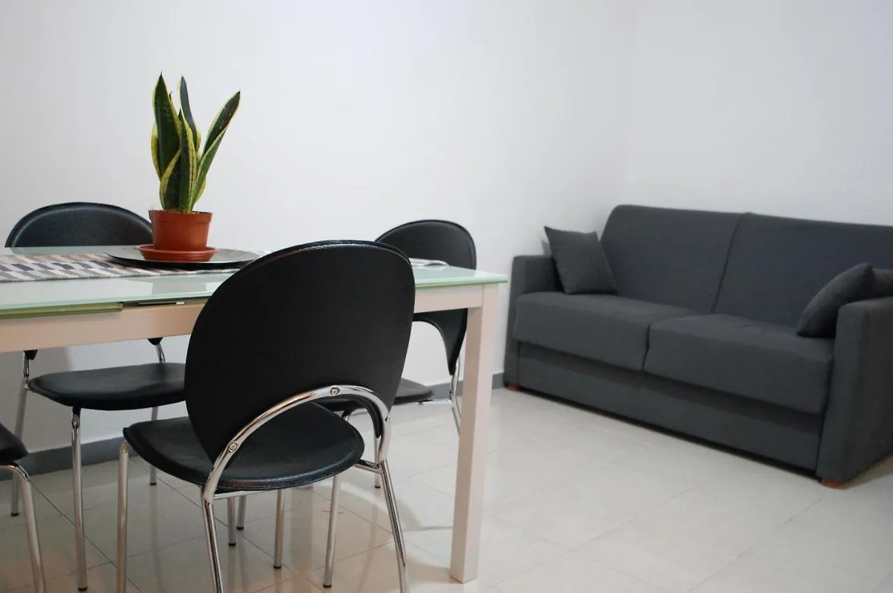 Lincoln Apartment Палермо